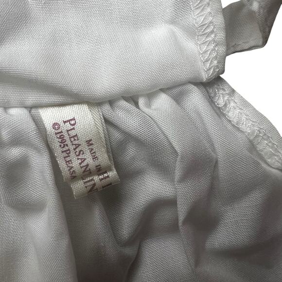 Vintage 1995 AMERICAN GIRL Pleasant Company Addy Needlework Kit and apron - Picture 4 of 7